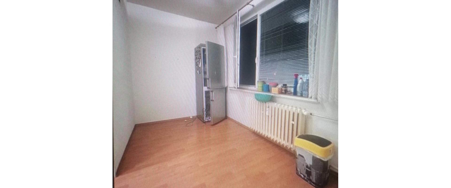 INVESTIČNÁ PRÍLEŽITOSŤ: Ponúkame na predaj priestranný 2-izbový byt - Petržalka - Dvory