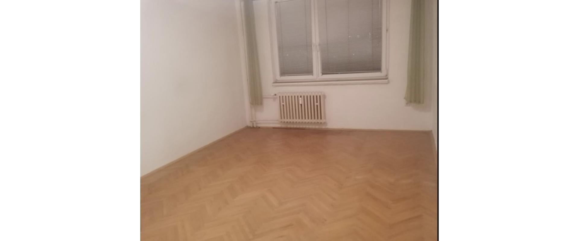 INVESTIČNÁ PRÍLEŽITOSŤ: Ponúkame na predaj priestranný 2-izbový byt - Petržalka - Dvory