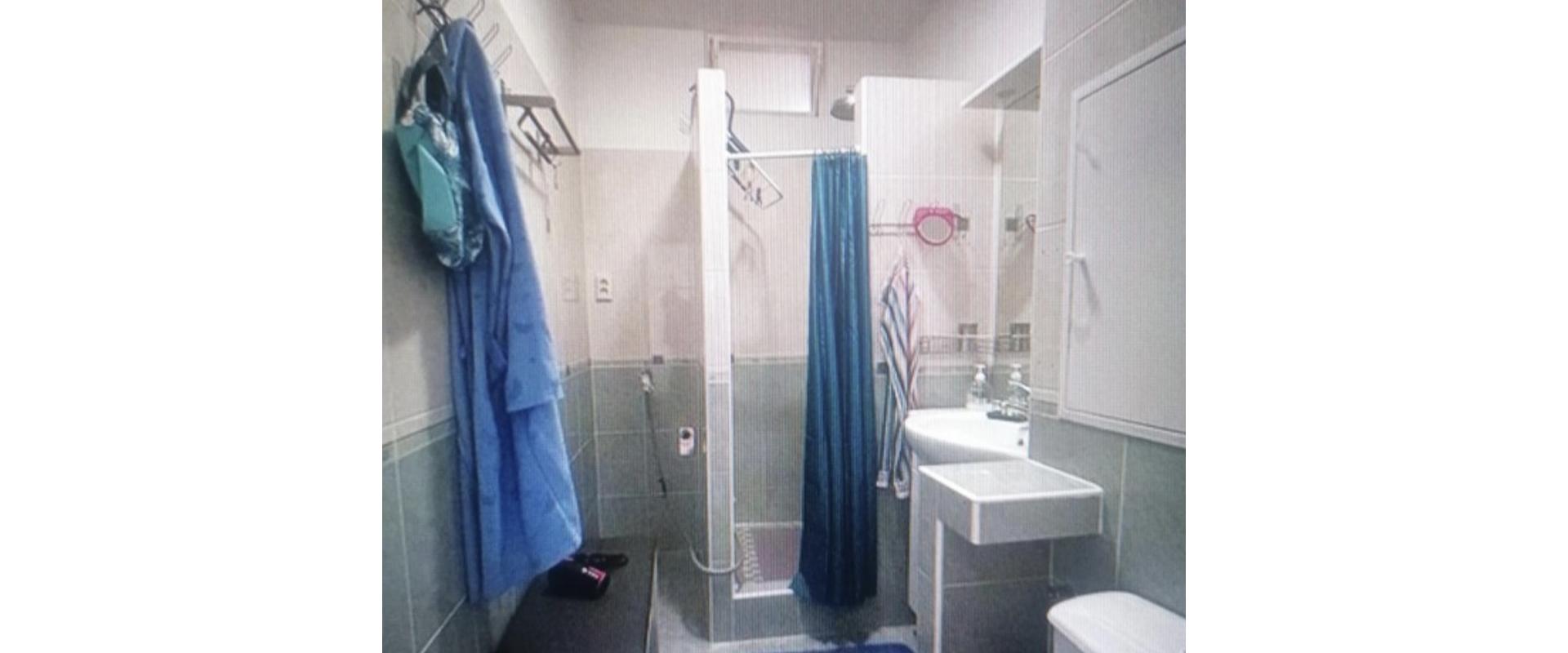 INVESTIČNÁ PRÍLEŽITOSŤ: Ponúkame na predaj priestranný 2-izbový byt - Petržalka - Dvory