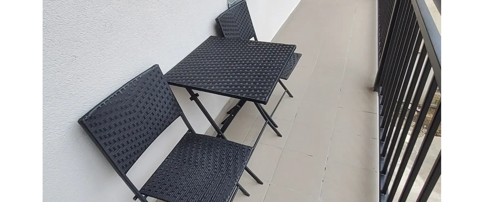 Ponúkame na predaj - štýlové mestské bývanie - 3 izbový byt - exkluzívna poloha, loggia, parkovanie, pivnica