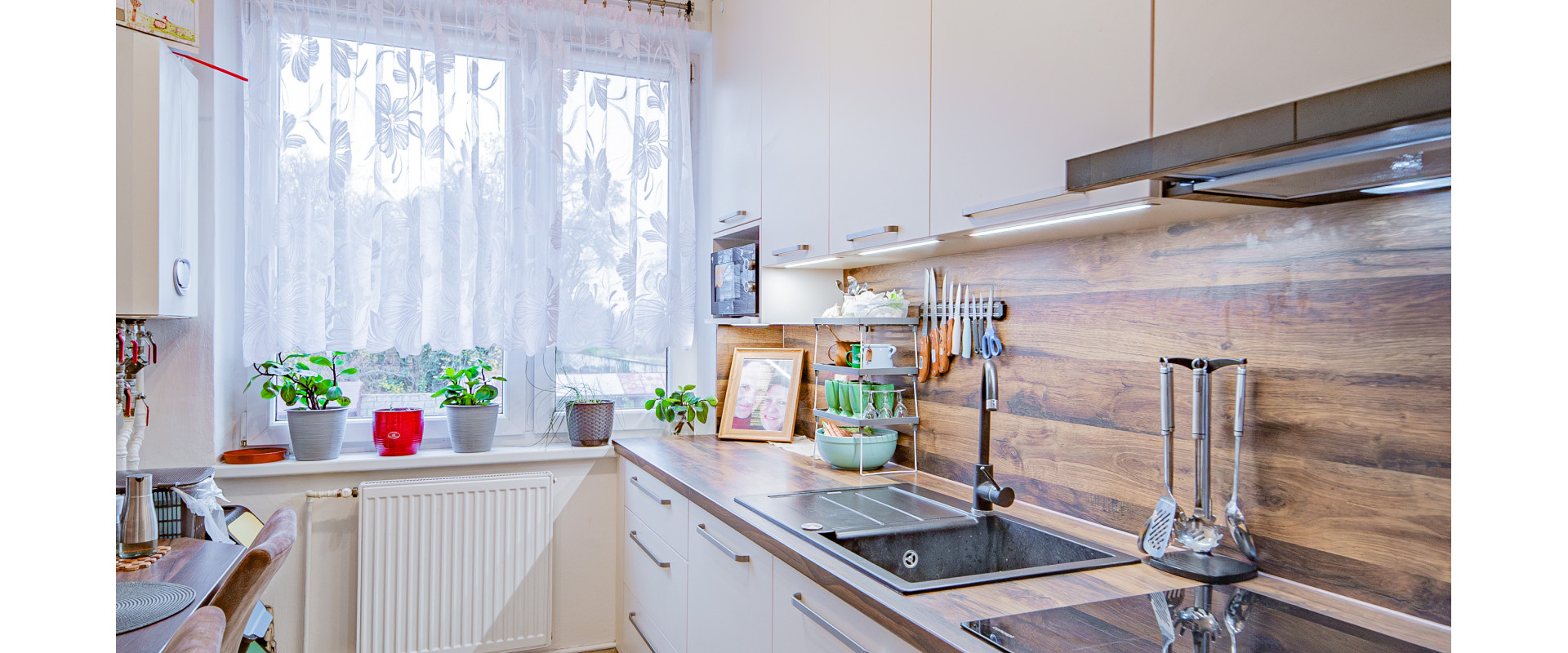 SKVELÁ PRÍLEŽITOSŤ! Na predaj krásny 3i byt so záhradkou.