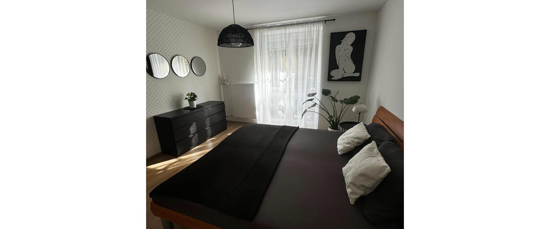 Na prenájom 2-izbovy krásny byt s rezidenčným parkovaním