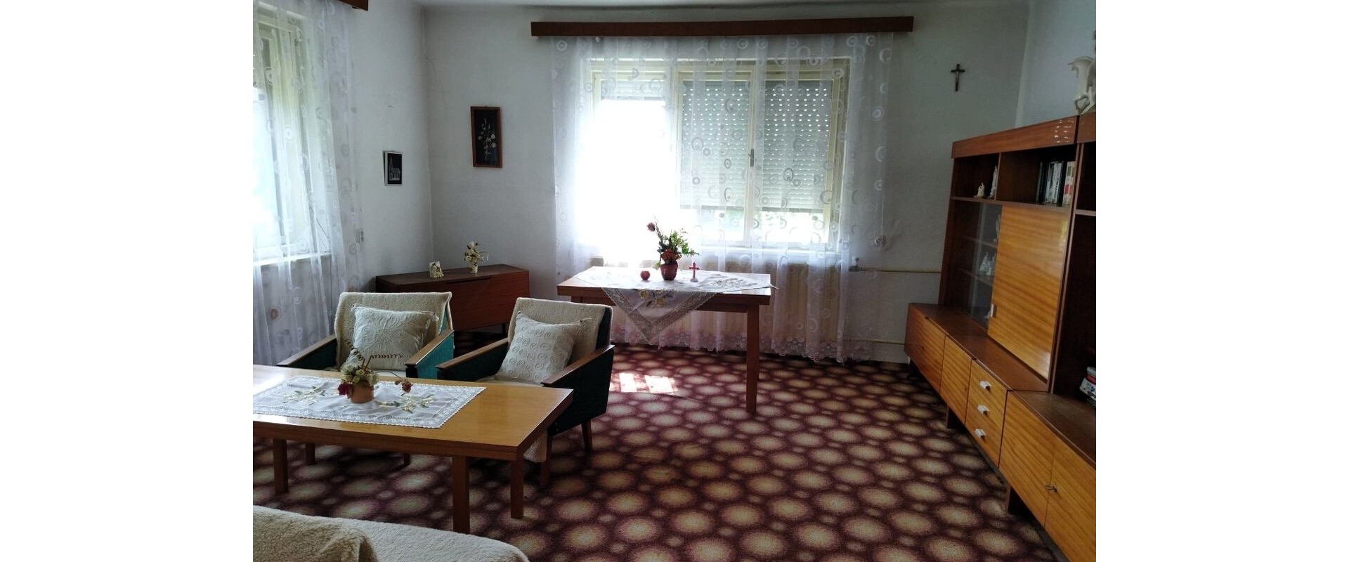 Na predaj rodinný dom s rozsiahlym pozemkom - 6 050 m² v obci Nižný Hrušov.