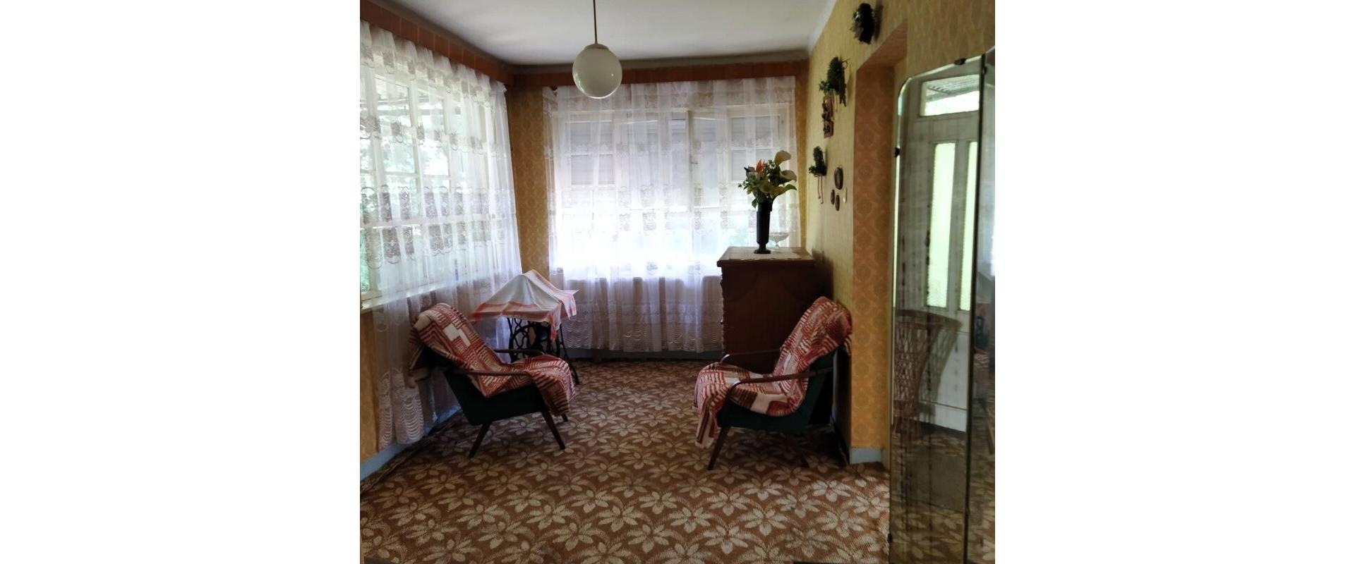 Na predaj rodinný dom s rozsiahlym pozemkom - 6 050 m² v obci Nižný Hrušov.