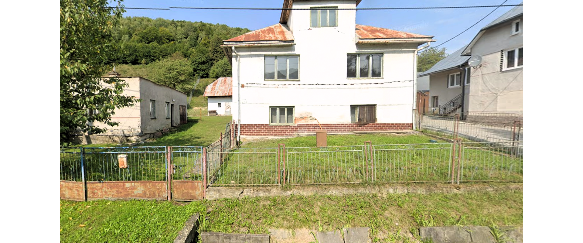 Na predaj rodinný dom s pozemkom – 2358 m² v obci Korunková, okres Stropkov.