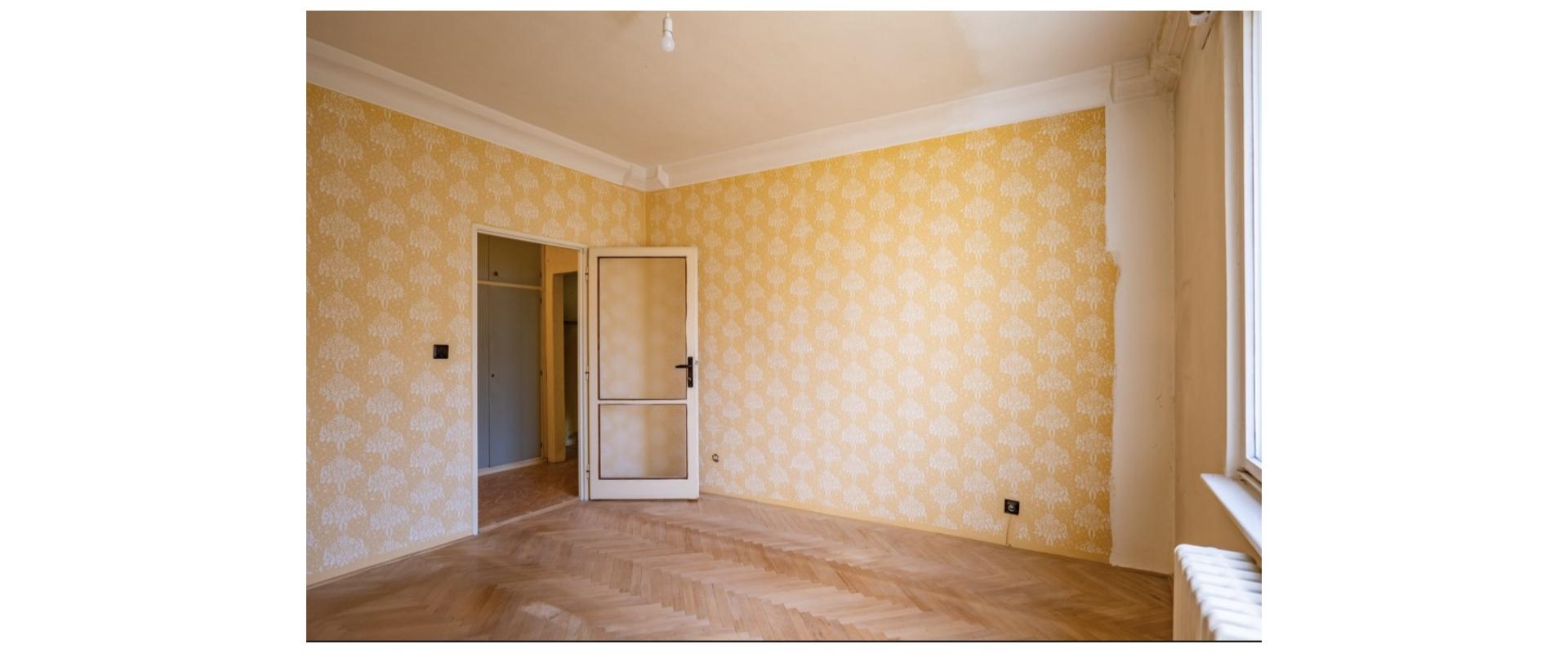 PREDAJ 3i byt s veľkým potenciálom + balkón + pivnica - Ružinov