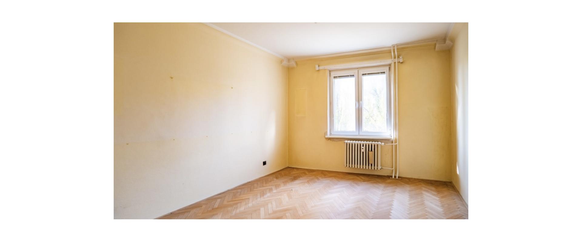 PREDAJ 3i byt s veľkým potenciálom + balkón + pivnica - Ružinov