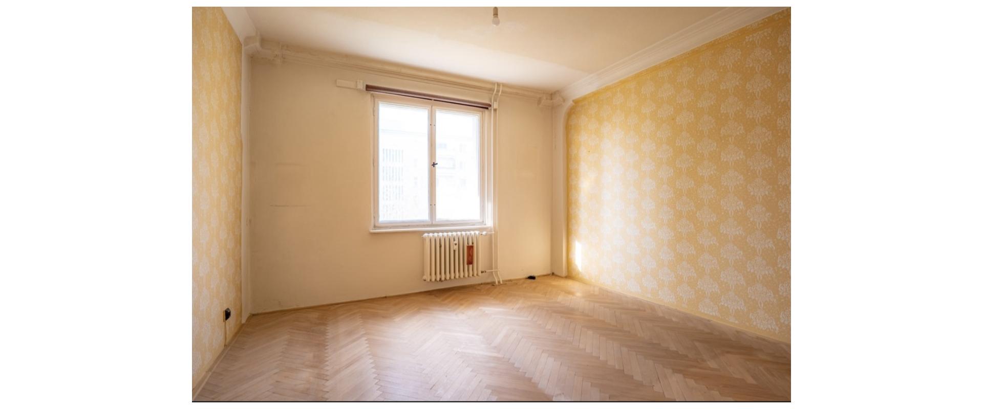 PREDAJ 3i byt s veľkým potenciálom + balkón + pivnica - Ružinov