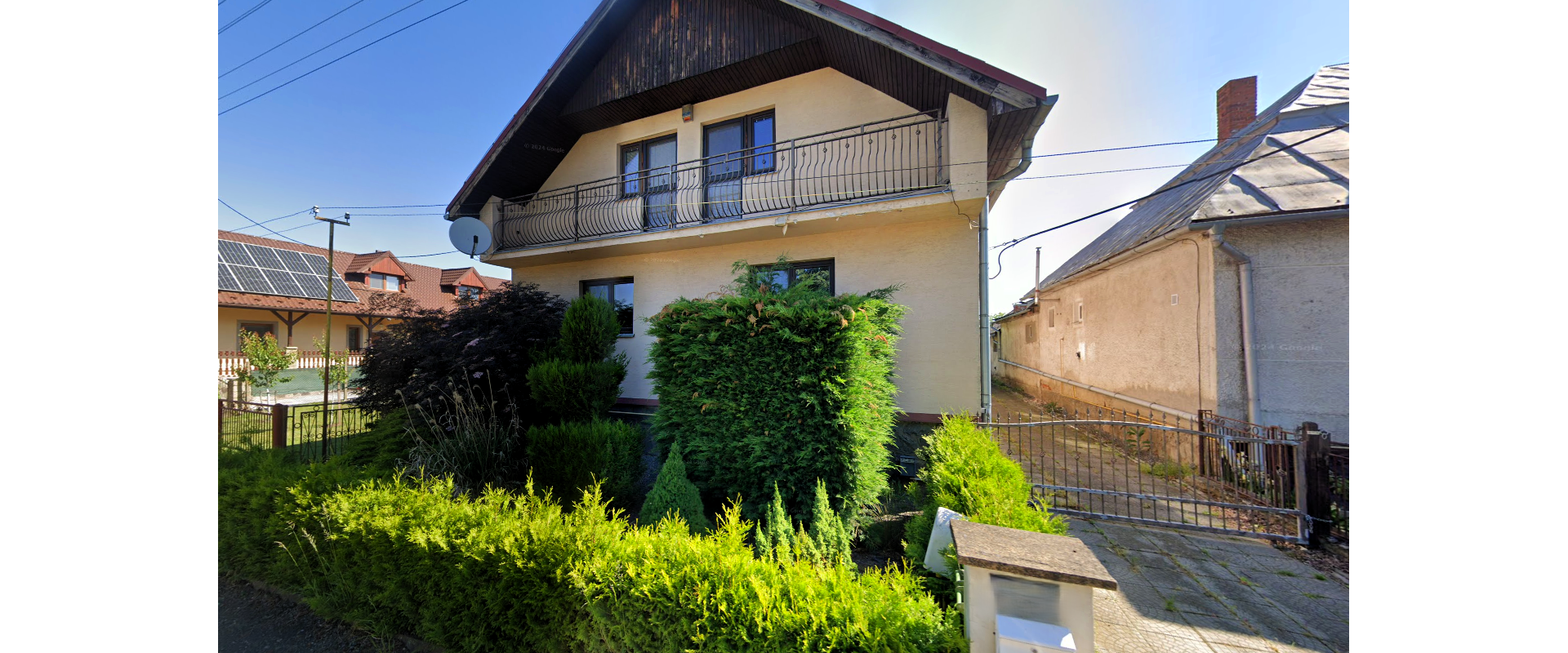 Na predaj rodinný dom s veľkým pozemkom  - 2447 m²  v obci Sečovská Polianka