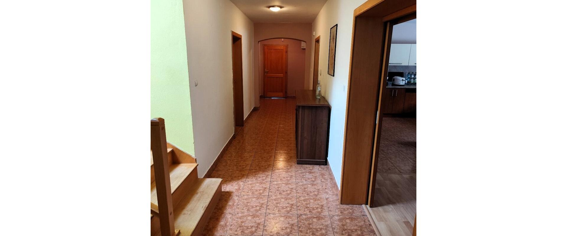 Na predaj rodinný dom s veľkým pozemkom  - 2447 m²  v obci Sečovská Polianka