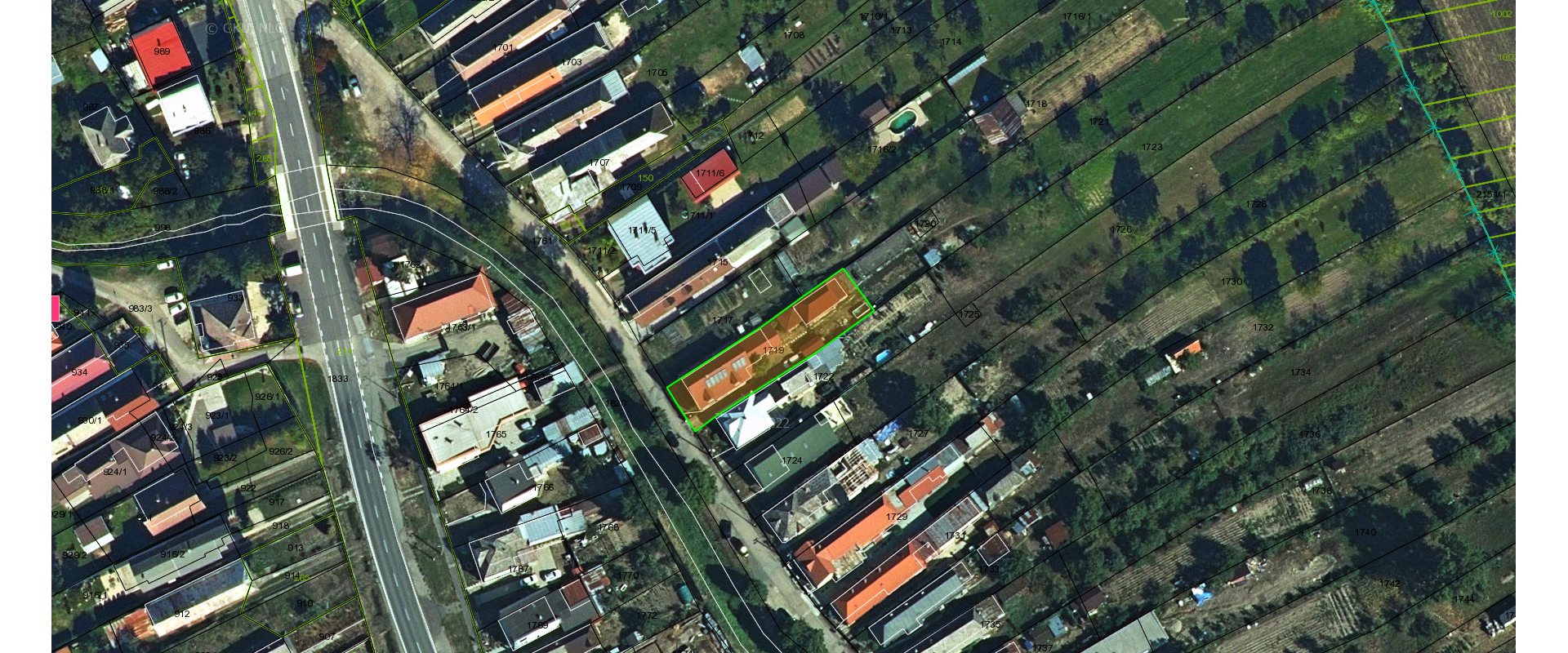 Na predaj rodinný dom s veľkým pozemkom  - 2447 m²  v obci Sečovská Polianka