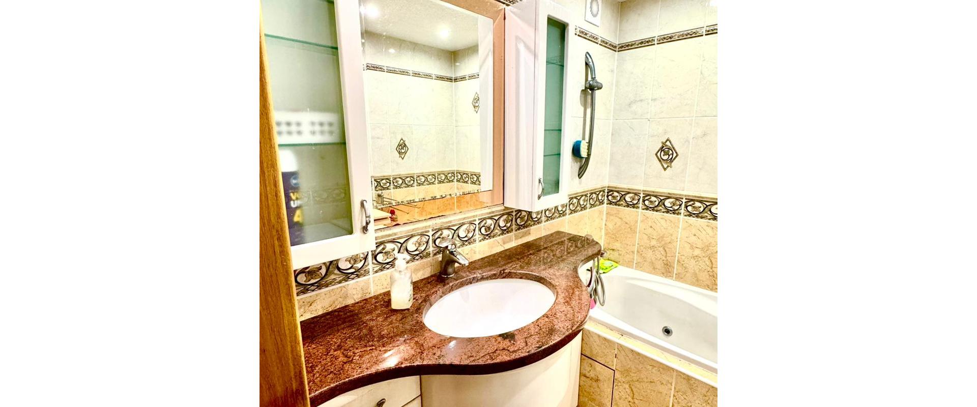 Predaj: Zrekonštruovaný 3-izbový Byt s Balkónom v Pokojnej Časti Humenného!