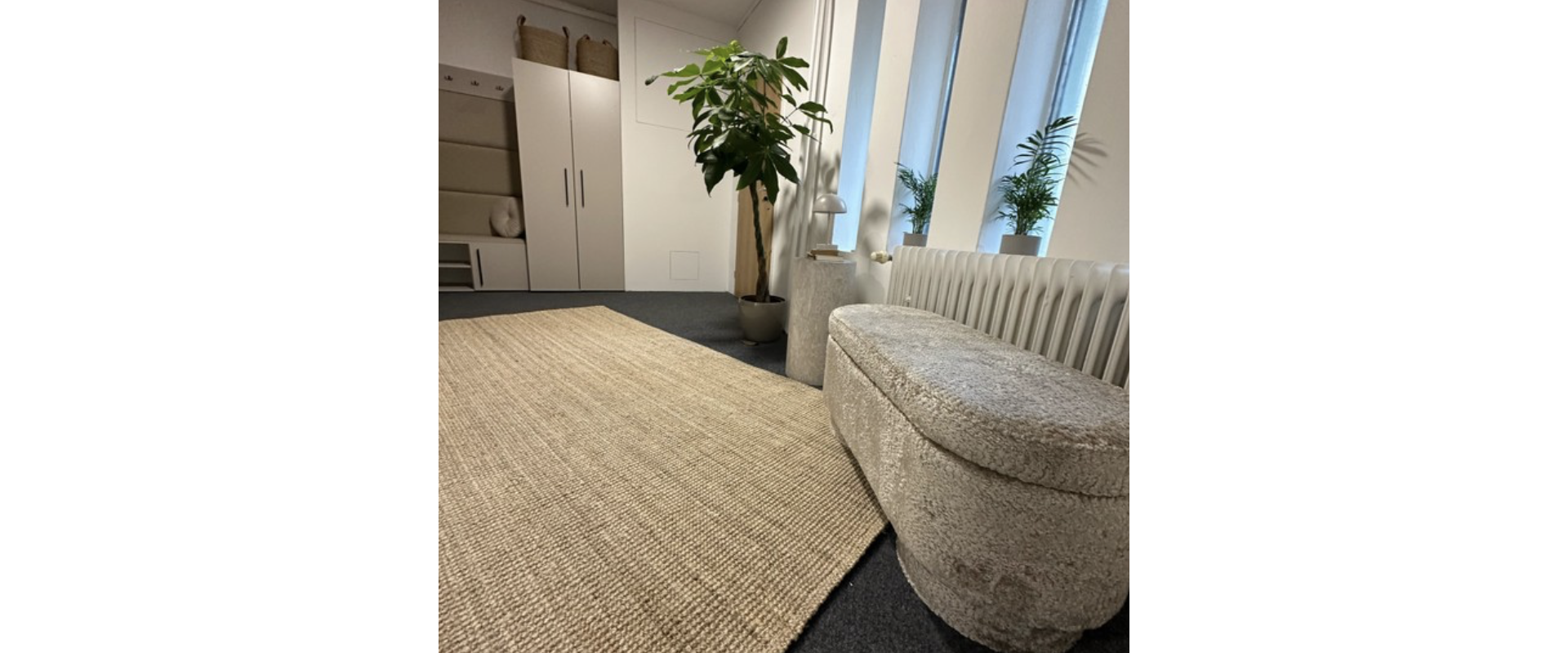 Garsónka v mestskej vile s komunitnou záhradou a s bazénom