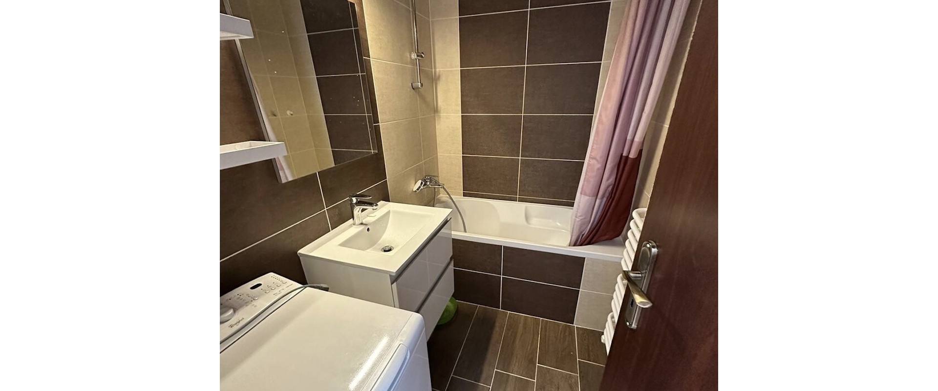 2-izbový byt s krbom a terasou v centre Bratislavy