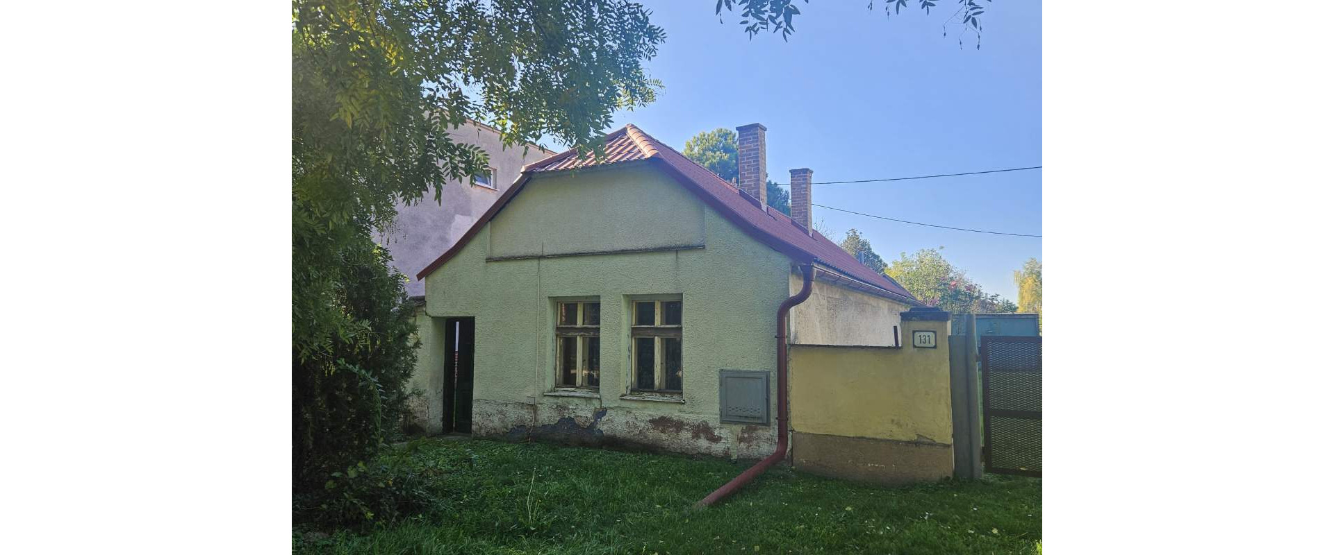 Krásná chalupka s obrovským pozemkom na predaj.