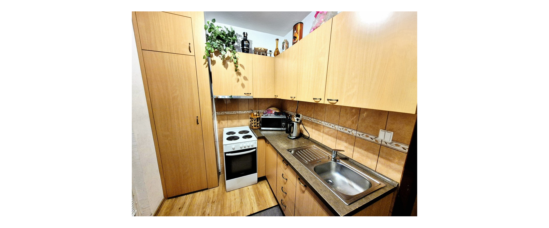 PREDAJ 1-IZB.BYT S BALKÓNOM, DEVÍNSKA NOVÁ VES