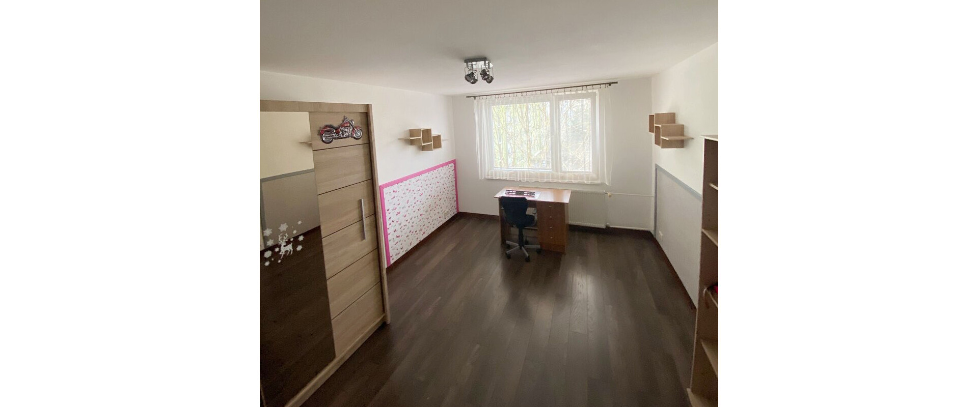 Prenájom: Komfortný 3-izbový Byt s Luxusnou Kúpeľňou na Okružnej!