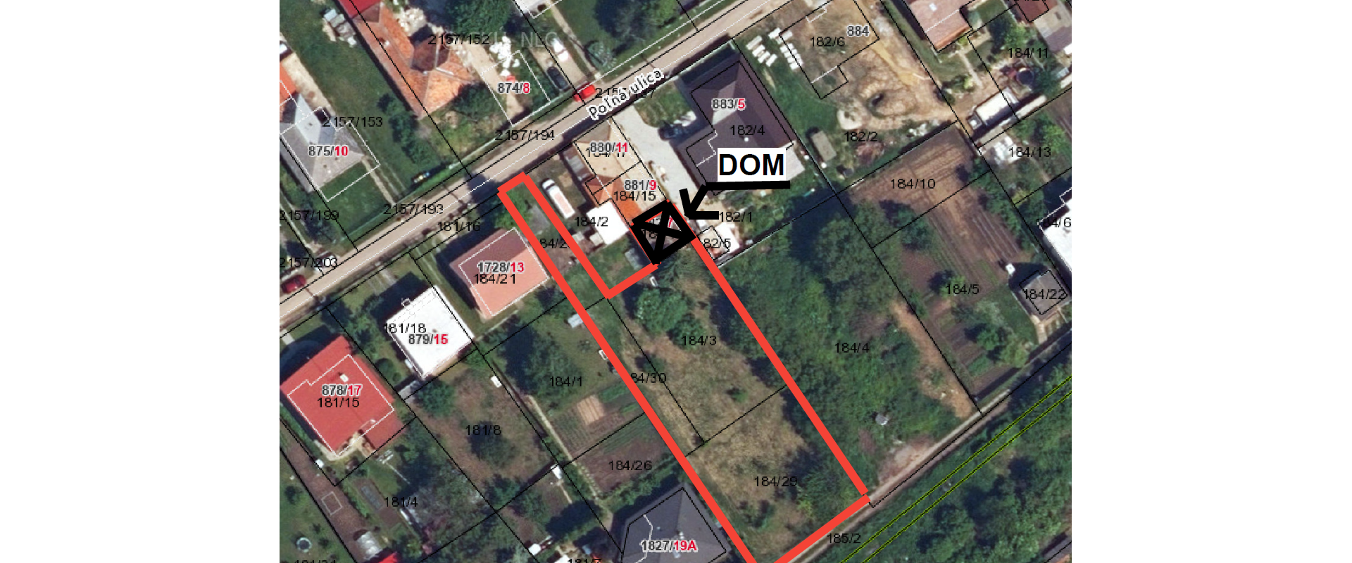 Stavebný pozemok 1270 m2 v centre obce MOJMÍROVCE