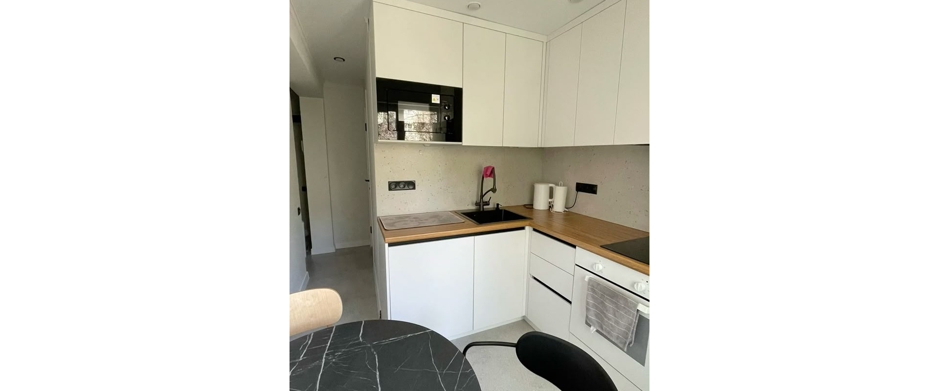 JKVreal – Na predaj útulný, plne zariadený 1-izbový byt na ul. Zuzany Chalupovej