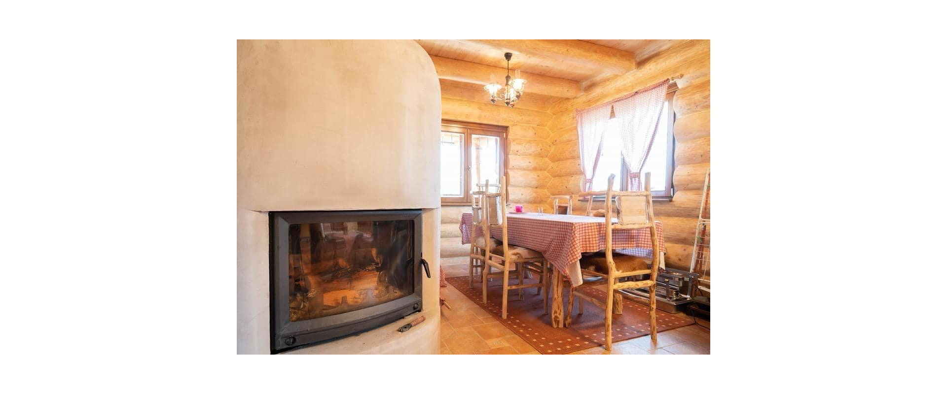 Luxusná zrubová chata s druhou murovanou stavbou – Posádka, Dvorníky (626 m²)