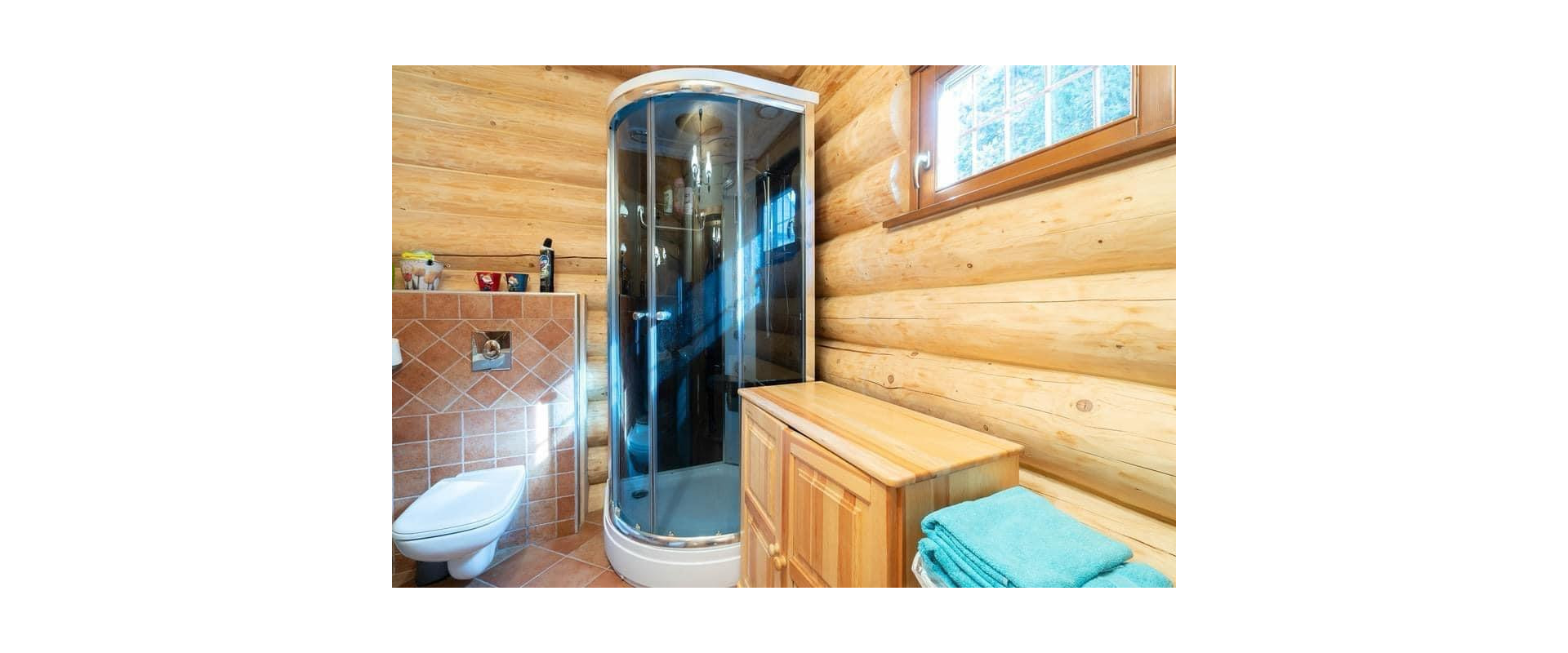 Luxusná zrubová chata s druhou murovanou stavbou – Posádka, Dvorníky (626 m²)