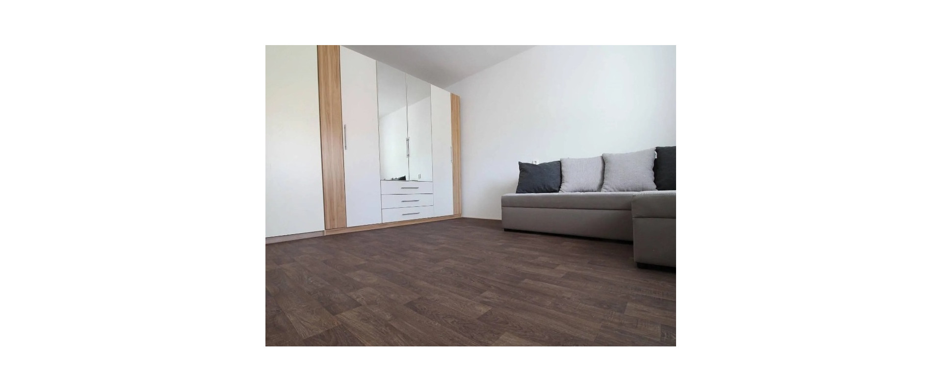 NA PREDAJ PRÍJEMNÝ 1-IZBOVÝ BYT PODUNAJSKÉ BISKUPICE