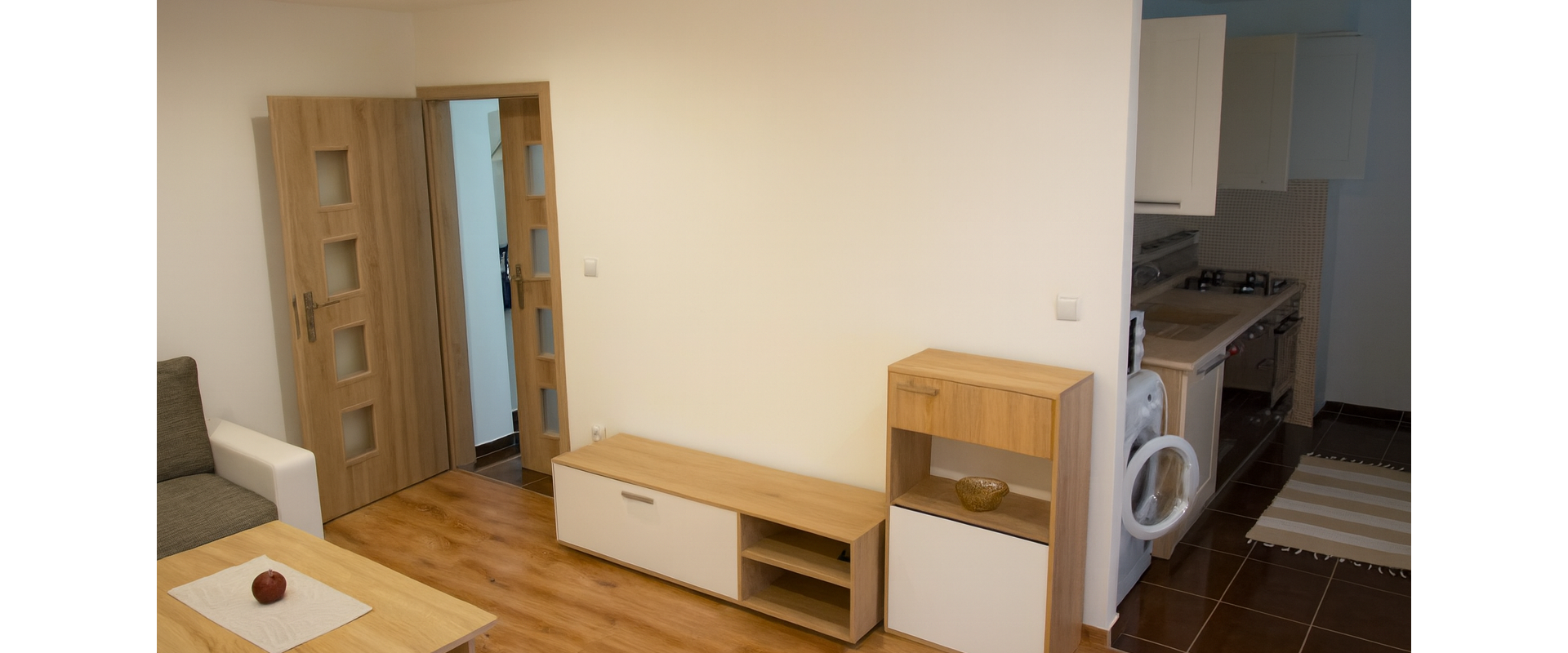 Útulný kompletne zrekonštruovaný 2-izbový byt s balkónom