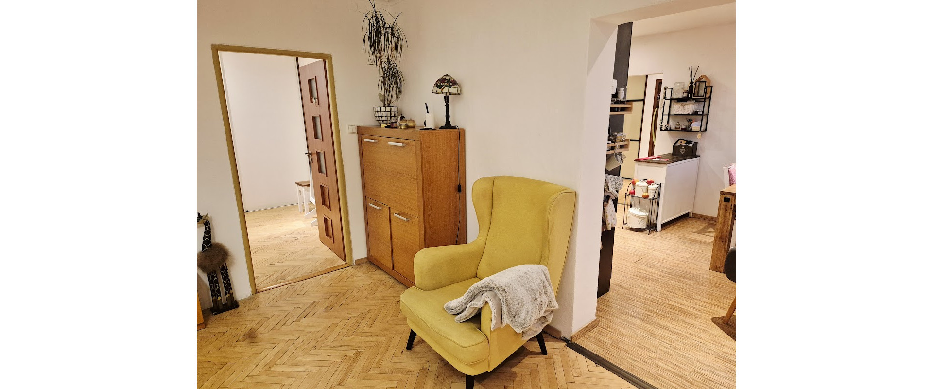 Predám exkluzívny 4 izb.byt,100 m2,loggie 2,záhrada,Podhradová