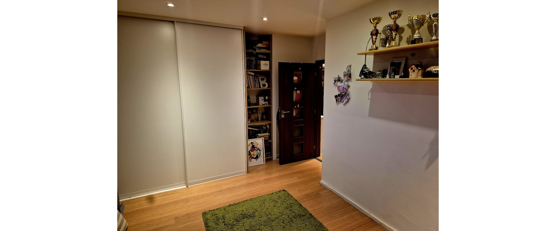 Predám exkluzívny 4 izb.byt,100 m2,loggie 2,záhrada,Podhradová