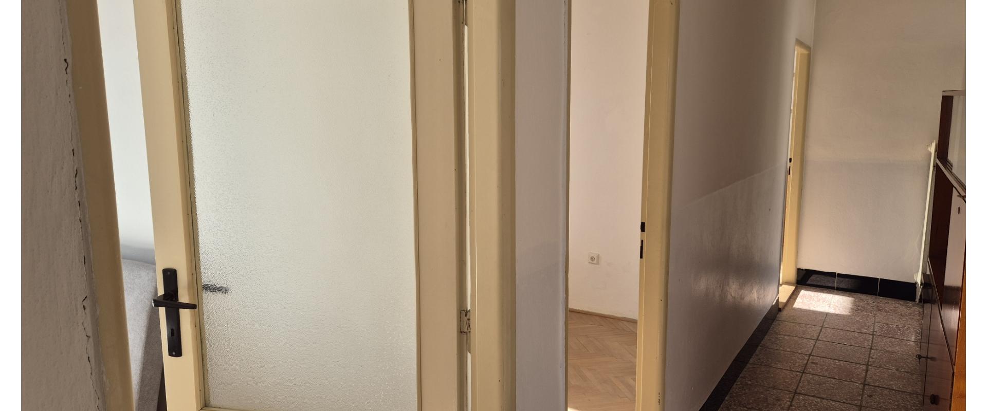 Rodinný dom 250 m2,záhrada 650 m2, Podhradová-Košice