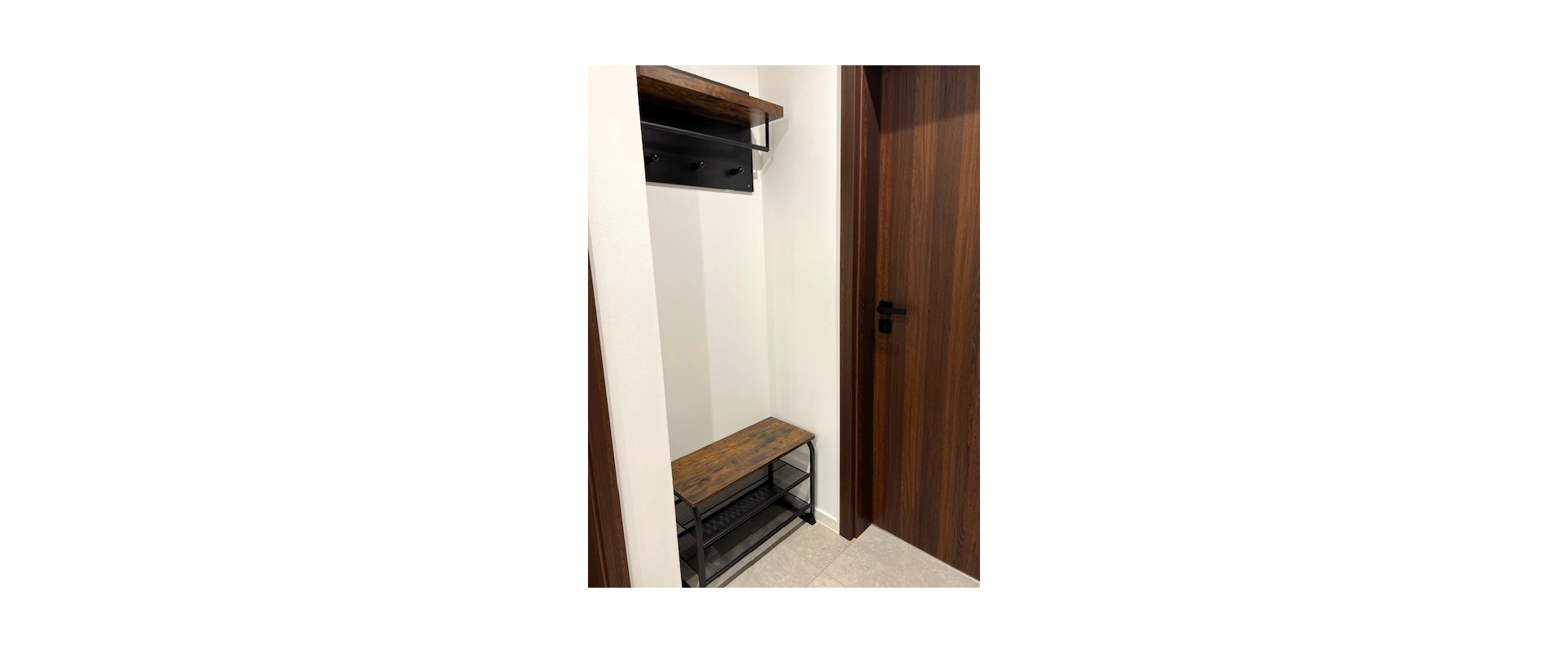 Na prenájom kompletne zrekonštruovaný 2-izbový byt -  64 m²  ul. Matice Slovenskej v Stropkove.