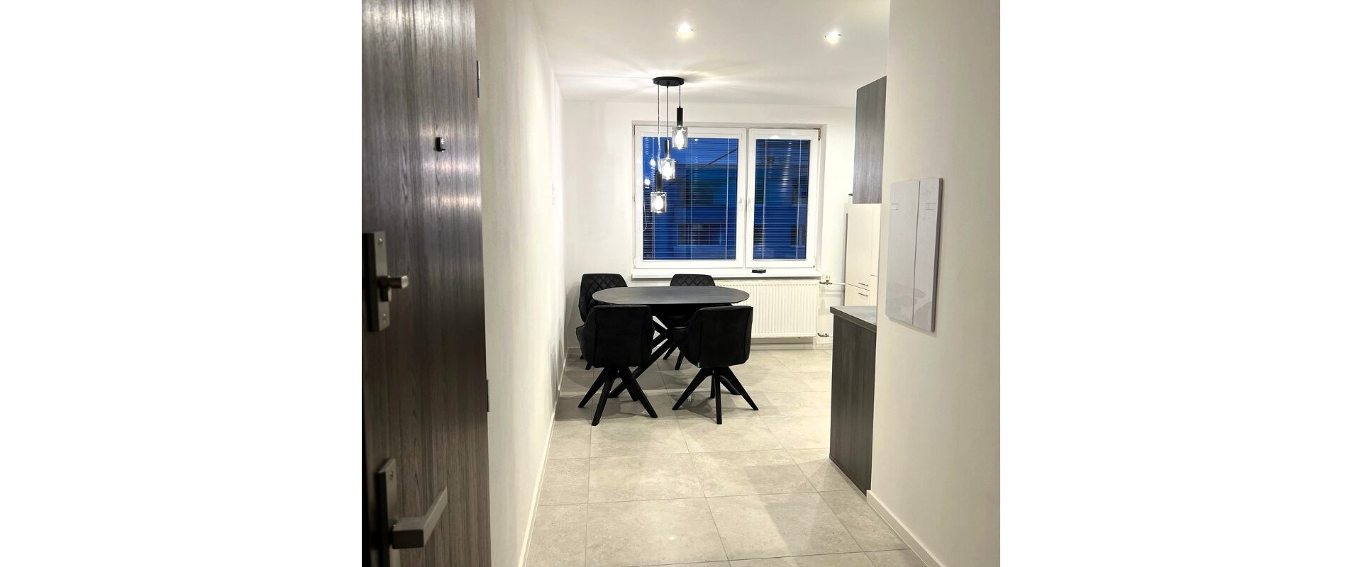 Na prenájom kompletne zrekonštruovaný 2-izbový byt -  64 m²  ul. Matice Slovenskej v Stropkove.