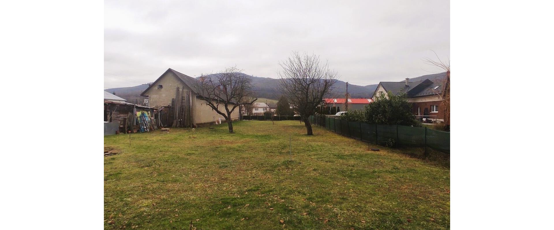 Na predaj rozsiahla záhrada - pozemok o výmere - 1 495 m² v obci Nižná Olšava okres Stropkov.