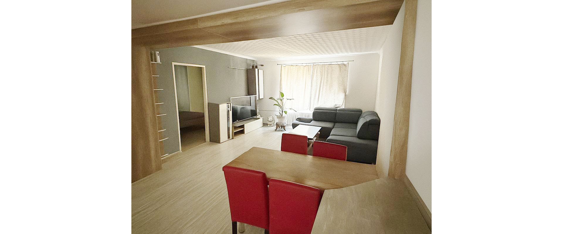 Predaj: Priestranný 2-izbový Byt s Balkónom v Strážskom!