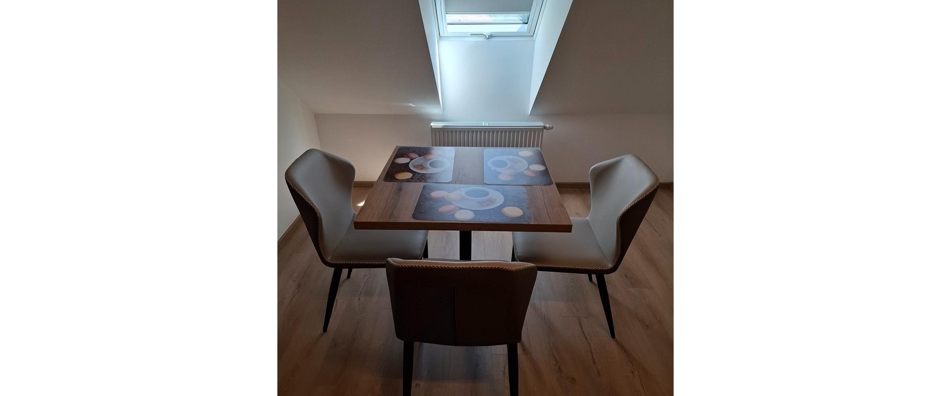 Prenájom zrekonštruovaného 1-izbového bytu