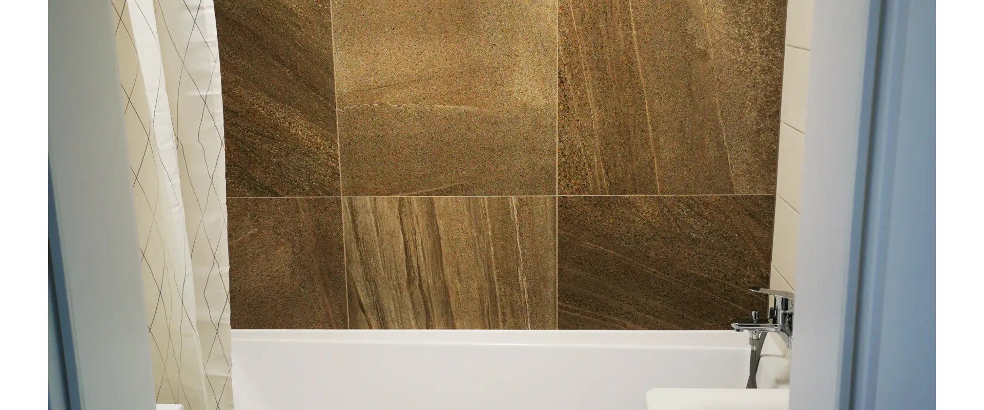 PRENÁJOM: 2-izbový byt – Nitra, Hornostavská