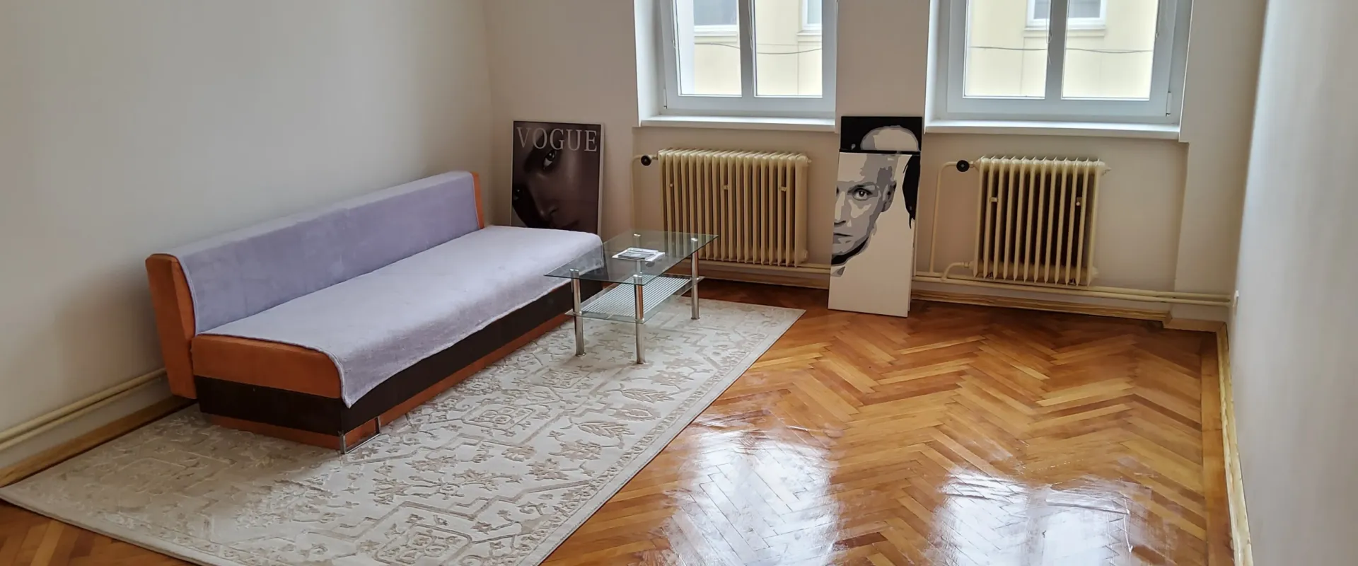 PREDAJ: Staromestský 2.5 izbový byt  + parkovanie + loggia + pivnica