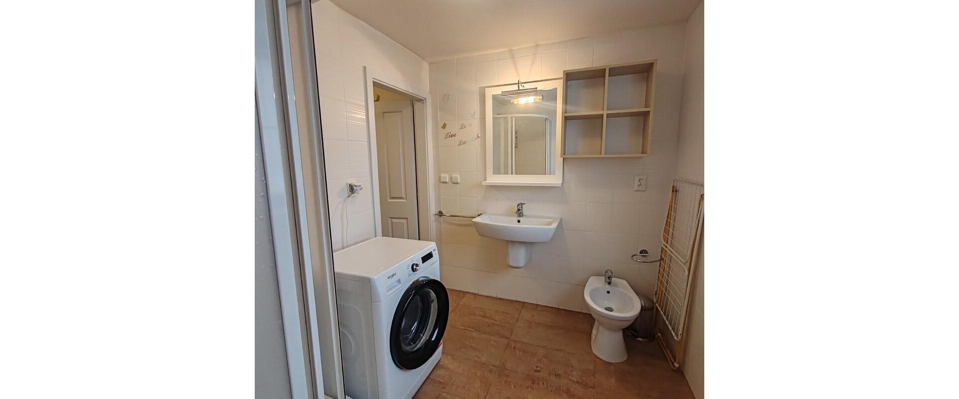 2 Izbový byt v tichej lokalite