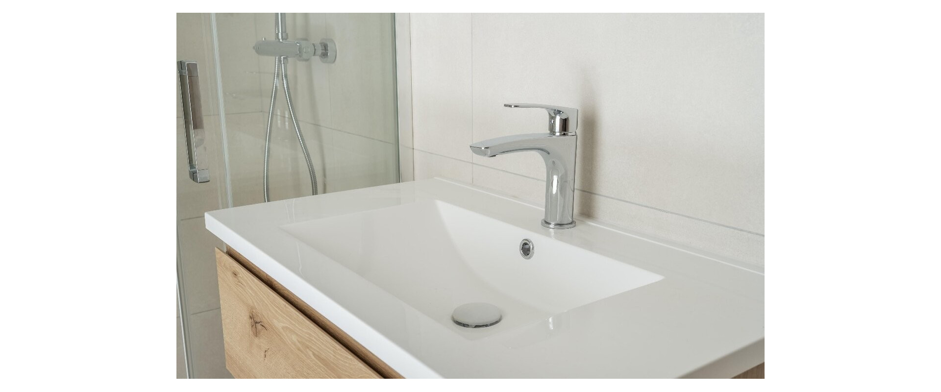 PREDAJ: Prémiový 2-izbový byt + garážové státie + kobka - v blízkosti Mlynských Nív