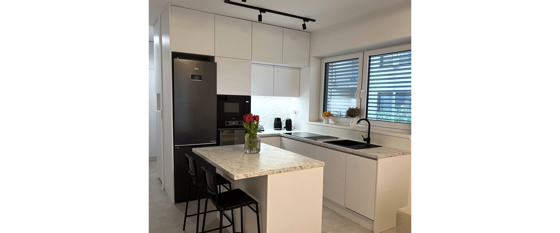 Prenájom krásneho 2-izbového bytu s parkovacím miestom