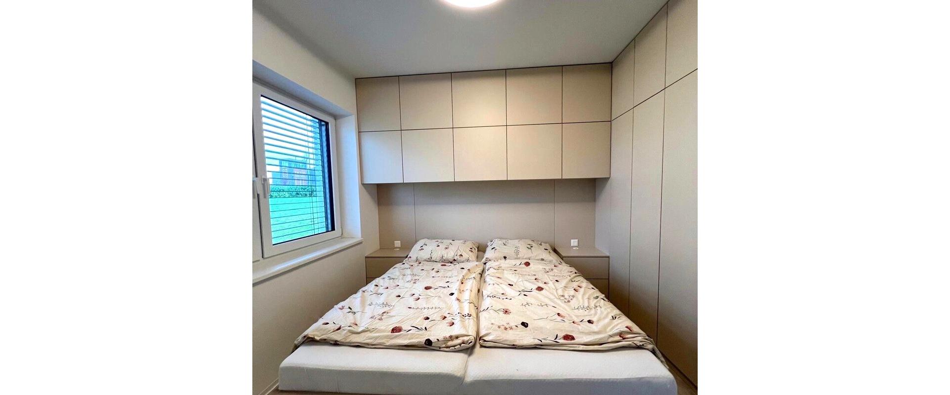 Prenájom krásneho 2-izbového bytu s parkovacím miestom