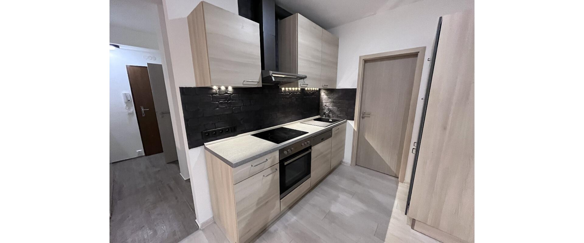 Predám 2 izbový byt,51,34m², rekonštrukcia,Bulharska,Košice-Juh