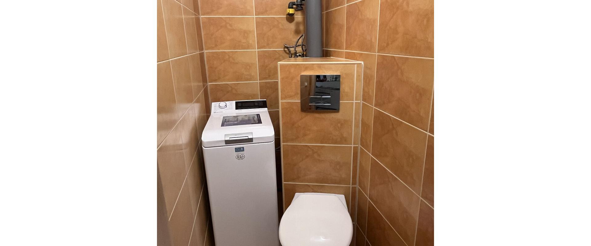 Predám 2 izbový byt,51,34m², rekonštrukcia,Bulharska,Košice-Juh