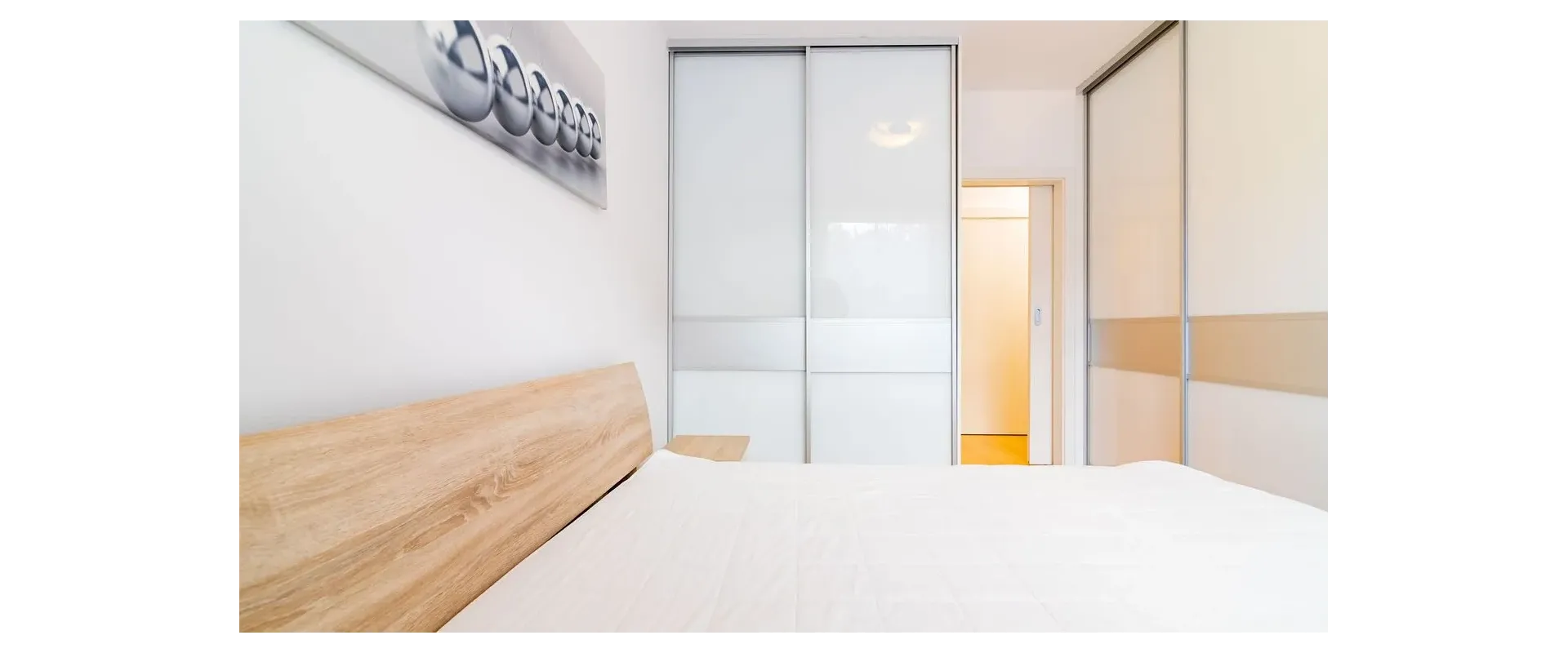 PRENÁJOM: Pet Friendly: Atraktívny 3i byt + predzáhradka + terasa + 2 parkovacie miesta - KOLIBA