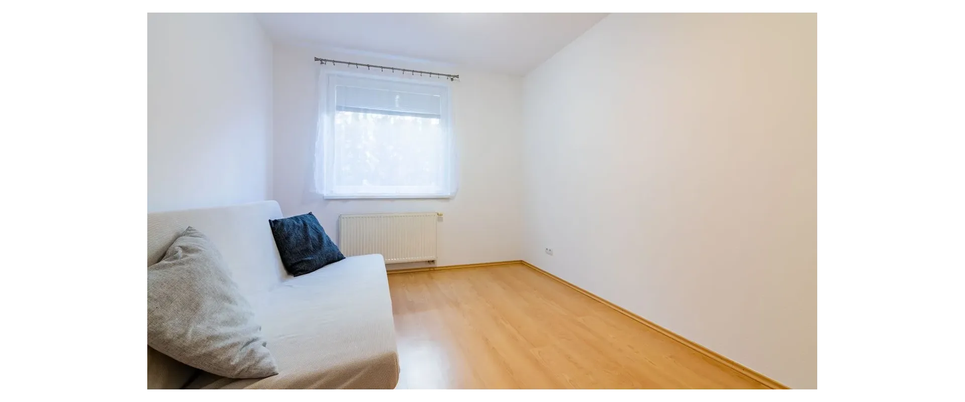 PRENÁJOM: Pet Friendly: Atraktívny 3i byt + predzáhradka + terasa + 2 parkovacie miesta - KOLIBA