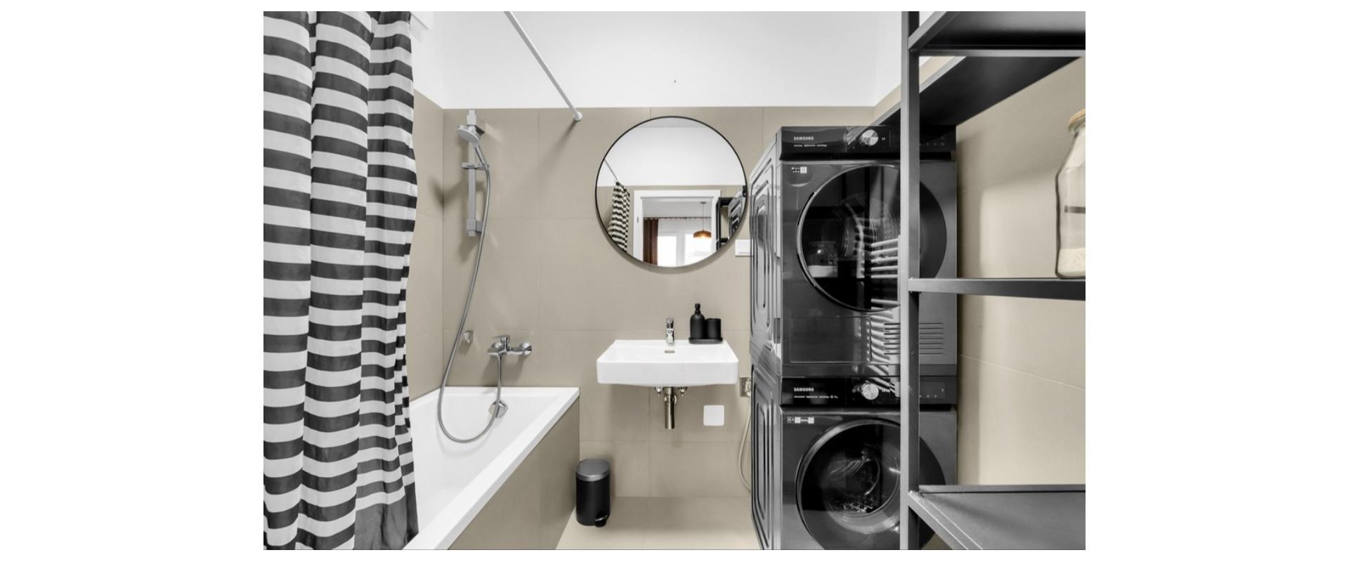 PRENÁJOM: Pet Friendly: Exkluzívny 3i byt + balkón+ 2 parkovacie miesta - SLNEČNICE