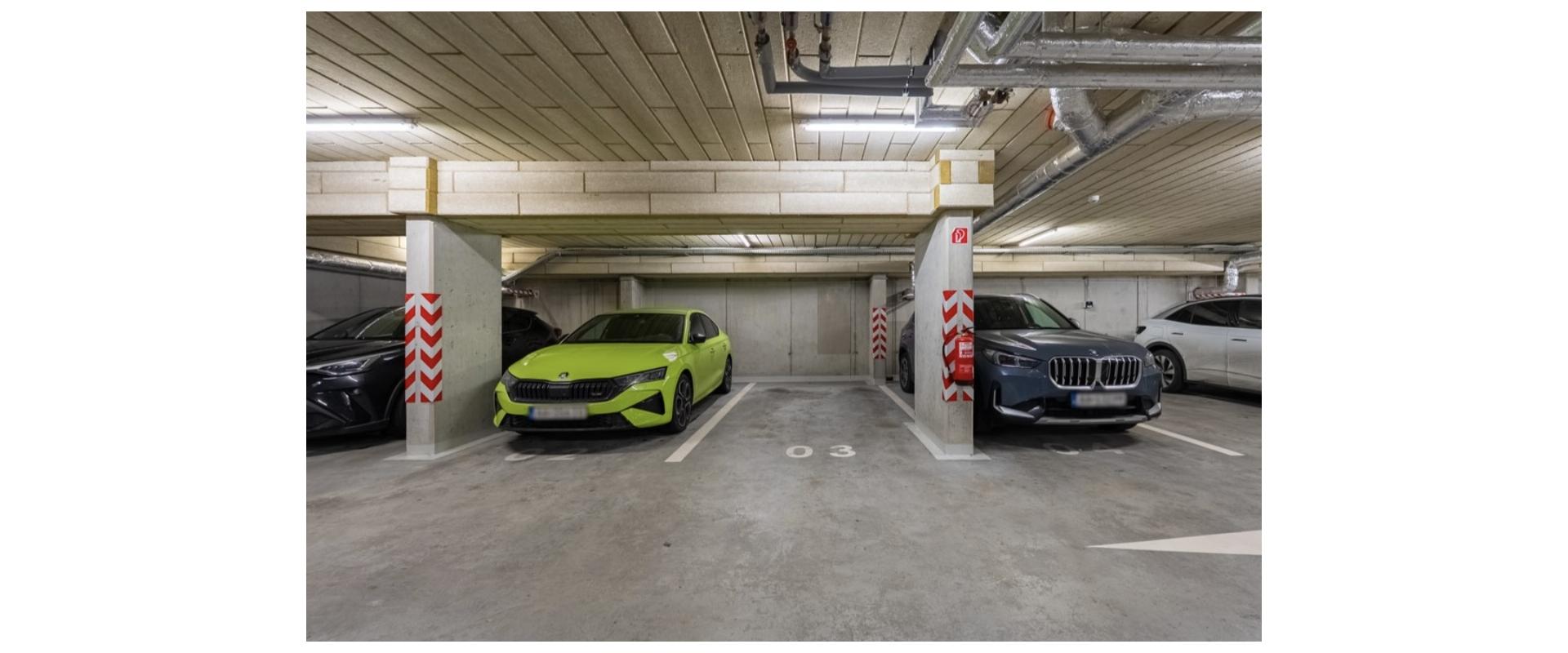 PRENÁJOM: Pet Friendly: Exkluzívny 3i byt + balkón+ 2 parkovacie miesta - SLNEČNICE