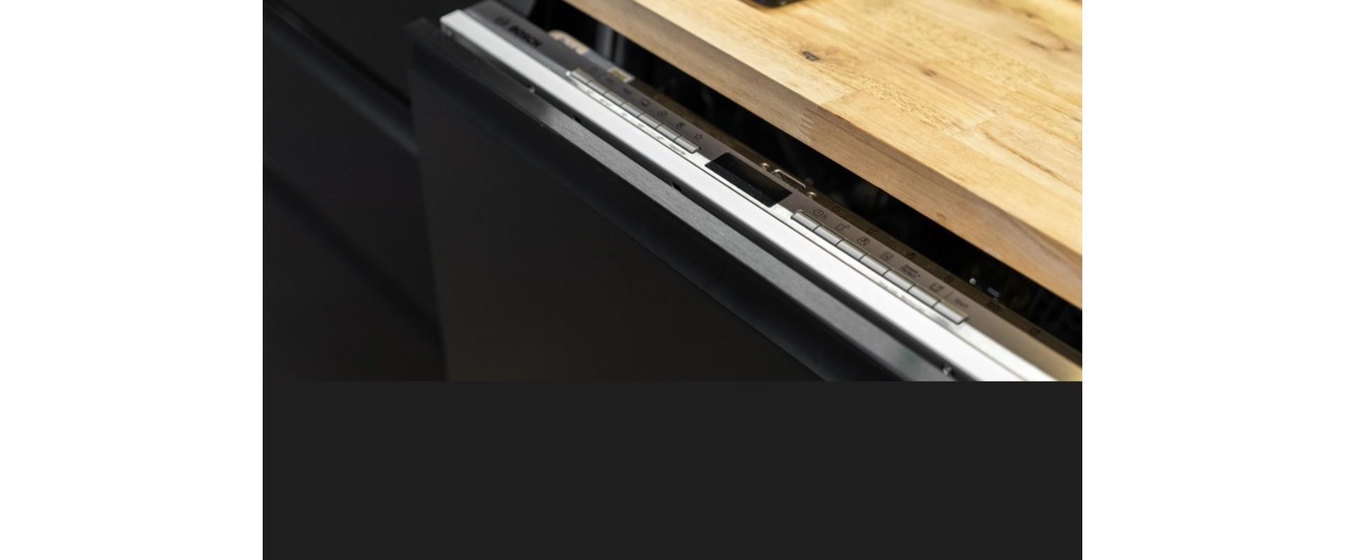 PRENÁJOM: Pet Friendly: Exkluzívny 3i byt + balkón+ 2 parkovacie miesta - SLNEČNICE