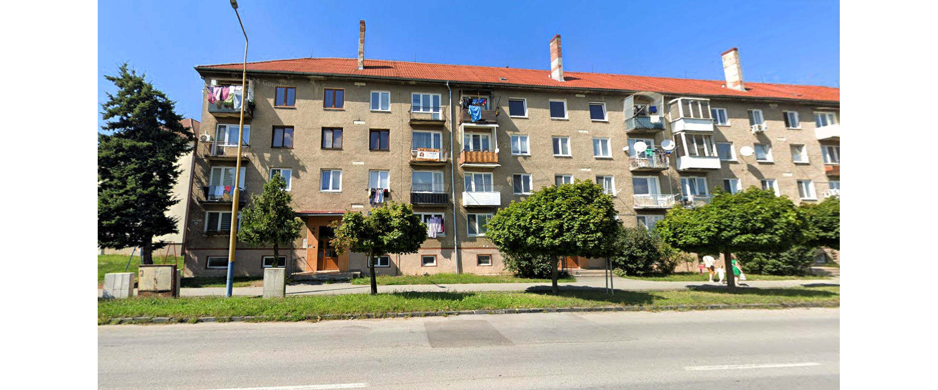 Na predaj 3 - izbový byt s balkónom - 70 m² v centre mesta Humenné.