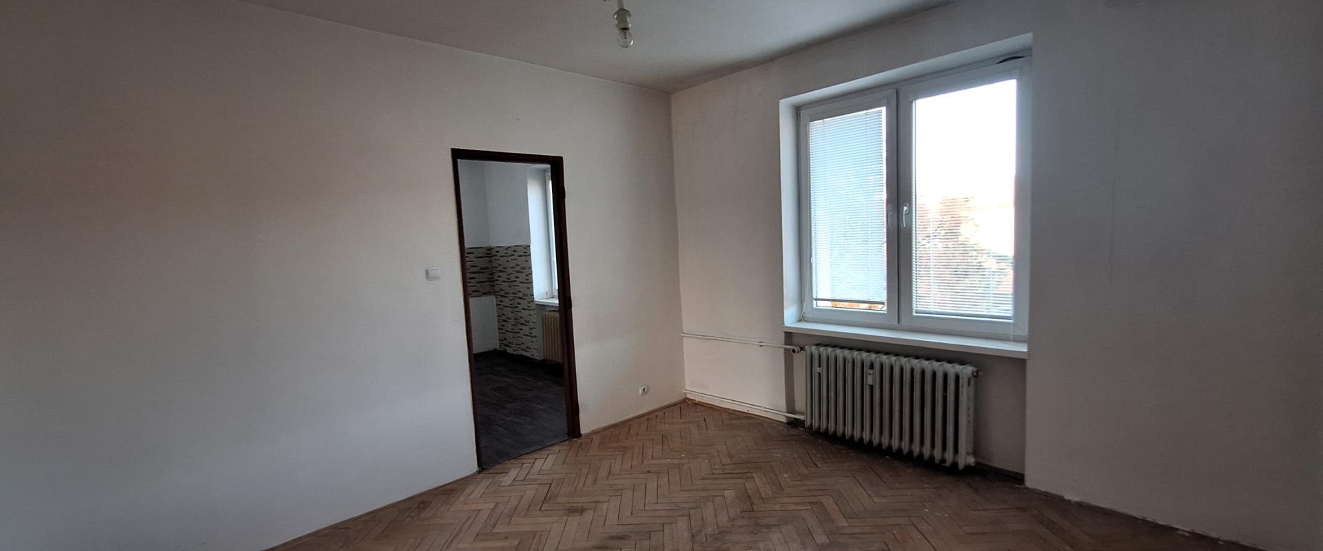 Na predaj 3 - izbový byt s balkónom - 70 m² v centre mesta Humenné.